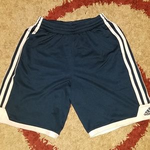Adidas Shorts size med 10/12